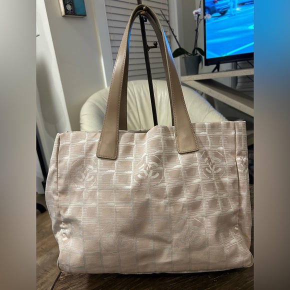 Chanel Travel Line Tote - Picture 4 of 9